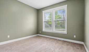 5730 Summerset Woods Dr, Alto, MI 49302