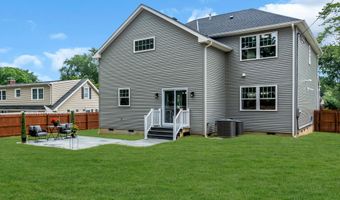 41 Avondale Ln, Aberdeen, NJ 07747