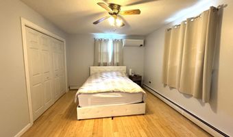 902 Eastern Ave, Augusta, ME 04330