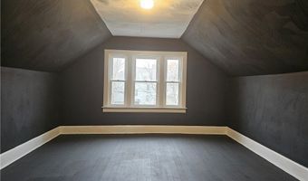 1656 Bennett St, Utica, NY 13502