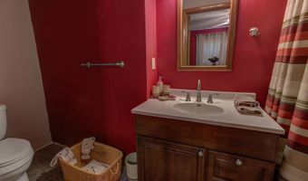 606 Dogwood Dr, Arcola, IL 61910