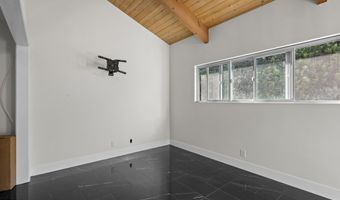 590 Alosta Dr, Camarillo, CA 93010