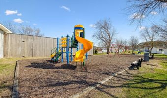 8801 BAY RIDGE Dr, Berlin, MD 21811