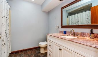 173 Whaley Hollow Rd, Coventry, RI 02891