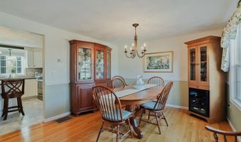 26 Scituate Farms Dr, Cranston, RI 02921