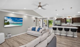 15 21st Ave, Hilo, HI 96720