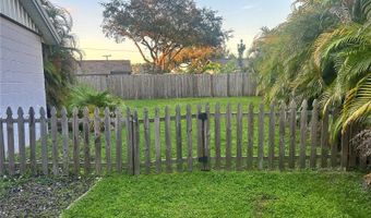 501 FIREFLY Ln, Apollo Beach, FL 33572