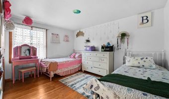 6716 Rosedale Blvd, Allen Park, MI 48101