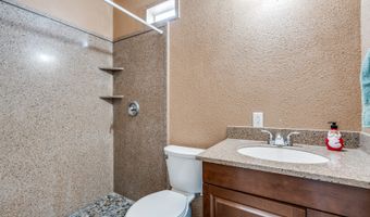 300 County Road 324, Adkins, TX 78101