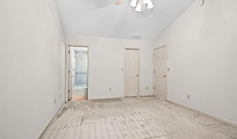 1107 Ashwood Dr, Auburn, IN 46706