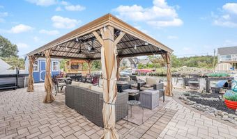 14 Albatross Pt, Bayville, NJ 08721