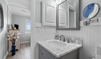 2111 W Fort Macon Rd 204, Atlantic Beach, NC 28512