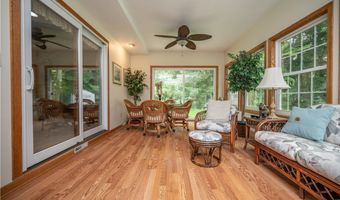 6685 Elwood St, Austintown, OH 44515