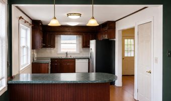 74 James St, Amsterdam, NY 12010
