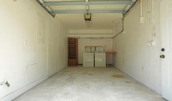 1879 BEACH Ave, Atlantic Beach, FL 32233