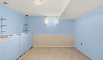 136 Cherry Ln, Burlington, VT 05401