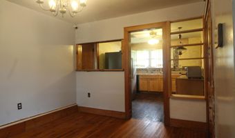 256 E Maple Ave, Alderson, WV 24910