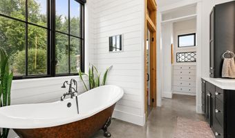 12702 NE 22nd St, Alleman, IA 50007