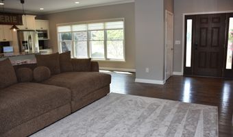 8034 Clearwater Ct, Plainfield, IN 46168