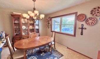 203 3rd Ave SW, Bowman, ND 58623