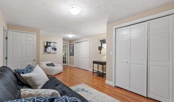89 School House Ln, Boxborough, MA 01719