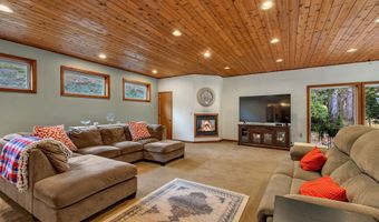 42274 ZIAK GNAT CREEK Ln, Astoria, OR 97103