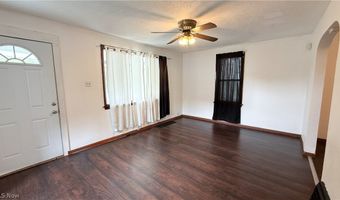 987 Boone St, Akron, OH 44306