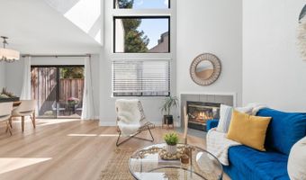 355 Village Creek Rd, Aptos, CA 95003