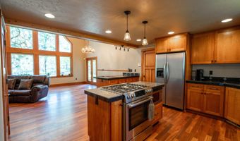 20087 Beaver Ln, Bend, OR 97703