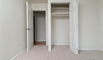 279 SAMUEL PAYNTER Dr, Dover, DE 19904