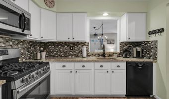 109 Dundee Ct, Aberdeen, NJ 07747