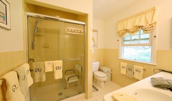 27 RAPHAEL Rd, Hockessin, DE 19707