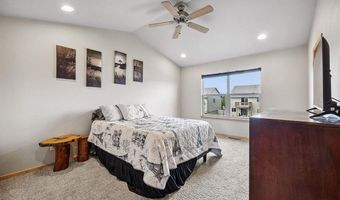 117 Watercress Rd, North Liberty, IA 52317