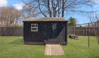 292 Boulevard, Middletown, RI 02842