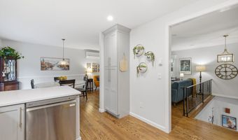32 Whippoorwill Rd, Bethel, CT 06801