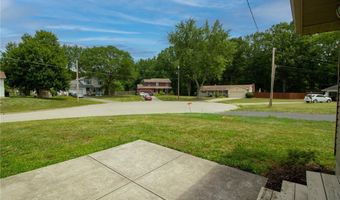 2505 Vollmer Dr, Austintown, OH 44511