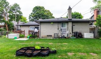 1454 Pine Valley Blvd, Ann Arbor, MI 48104