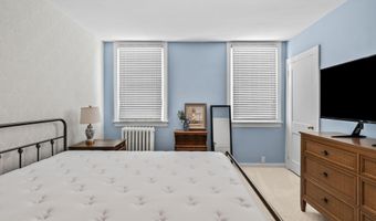 4009 LAURISTON St, Philadelphia, PA 19128