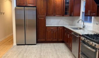 33 E 51ST St 2, Bayonne, NJ 07002