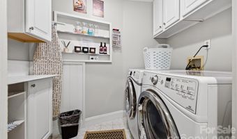 170 Weston Rd, Arden, NC 28704