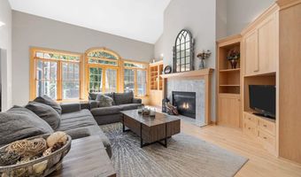 1000 133rd Dr, Amana, IA 52203