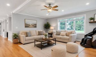 38 Concord Rd, Billerica, MA 01821