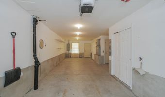 4 Chelsea Ct, Atlantic City, NJ 08401