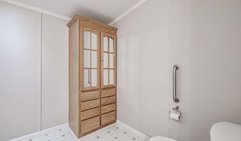3 Windsor Dr, Alfred, ME 04002