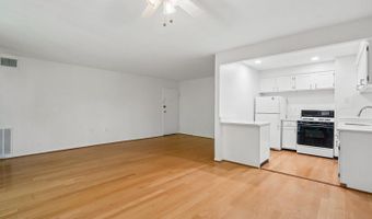 4345 IVYMOUNT Ct 22, Annandale, VA 22003