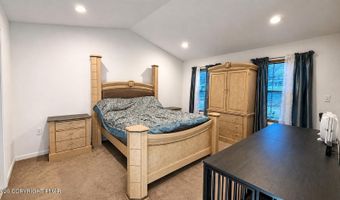 14 W Chickadee Ln, Albrightsville, PA 18210