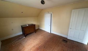 18 New St, Albany, VT 05820