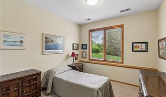 13122 Evermoor Pkwy, Apple Valley, MN 55124