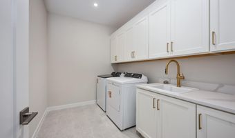 41697 CAREFREE Ct, Aldie, VA 20105