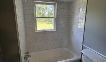 807 Bankhead Ave, Amory, MS 38821